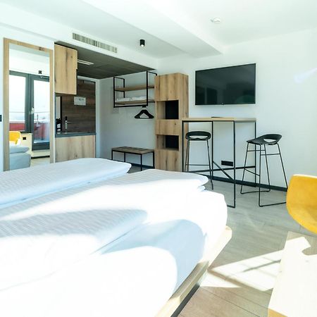 B&B Hotel Albstadt-Hbf Luaran gambar